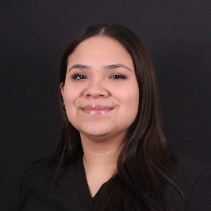 Portrait of our team member Kathryn