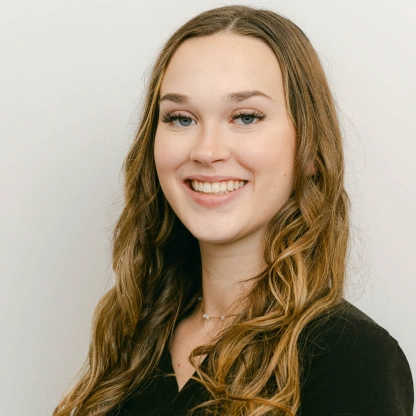 Portrait of our team member Shaylea